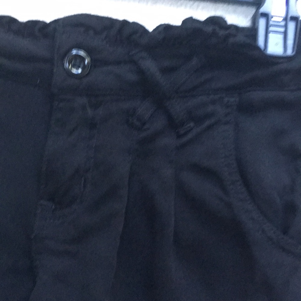 Black Bebop ruffle waist shorts Size 3 - Picture 3 of 4